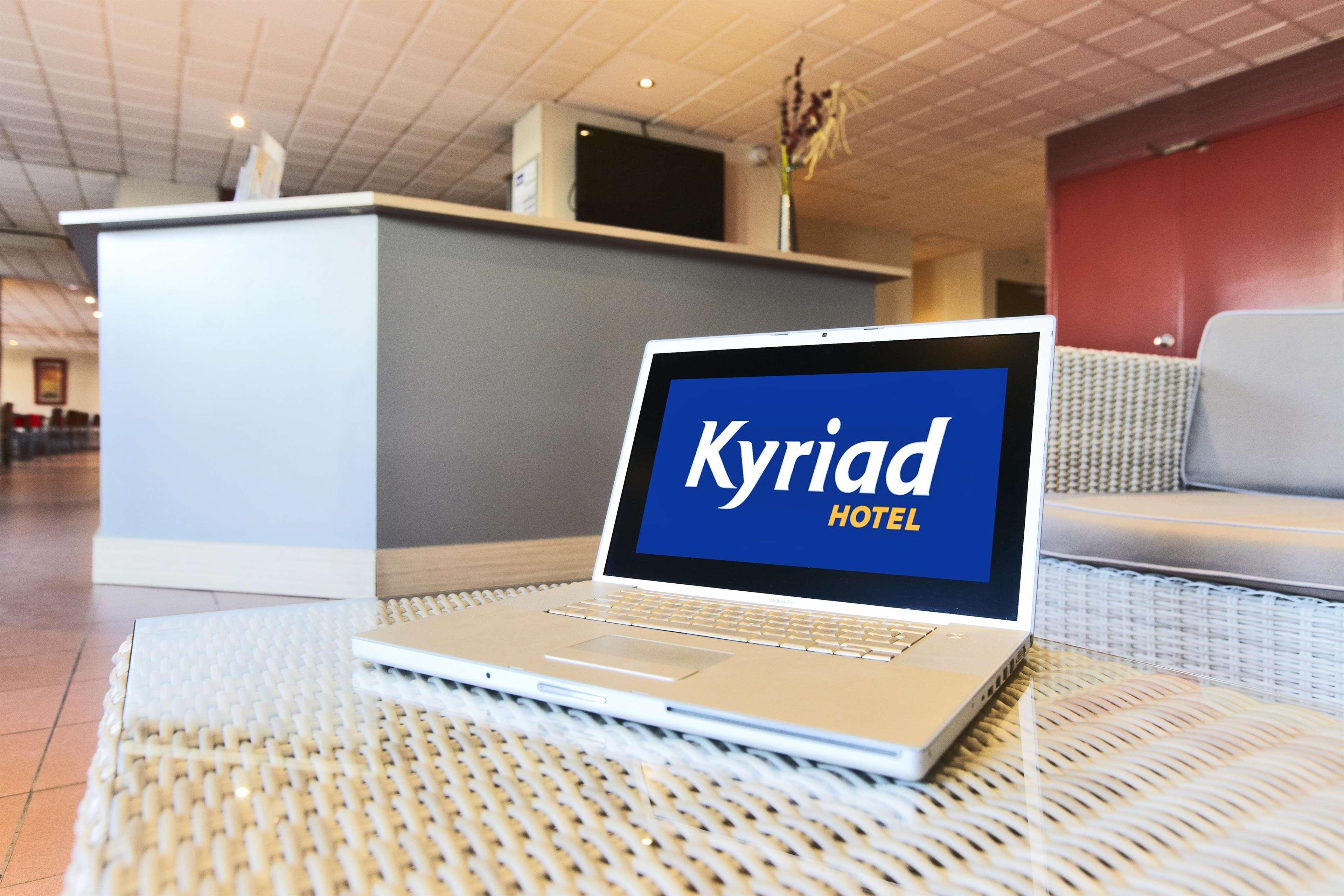 Kyriad Toulon Est Hyeres La Garde La Garde  Exterior foto