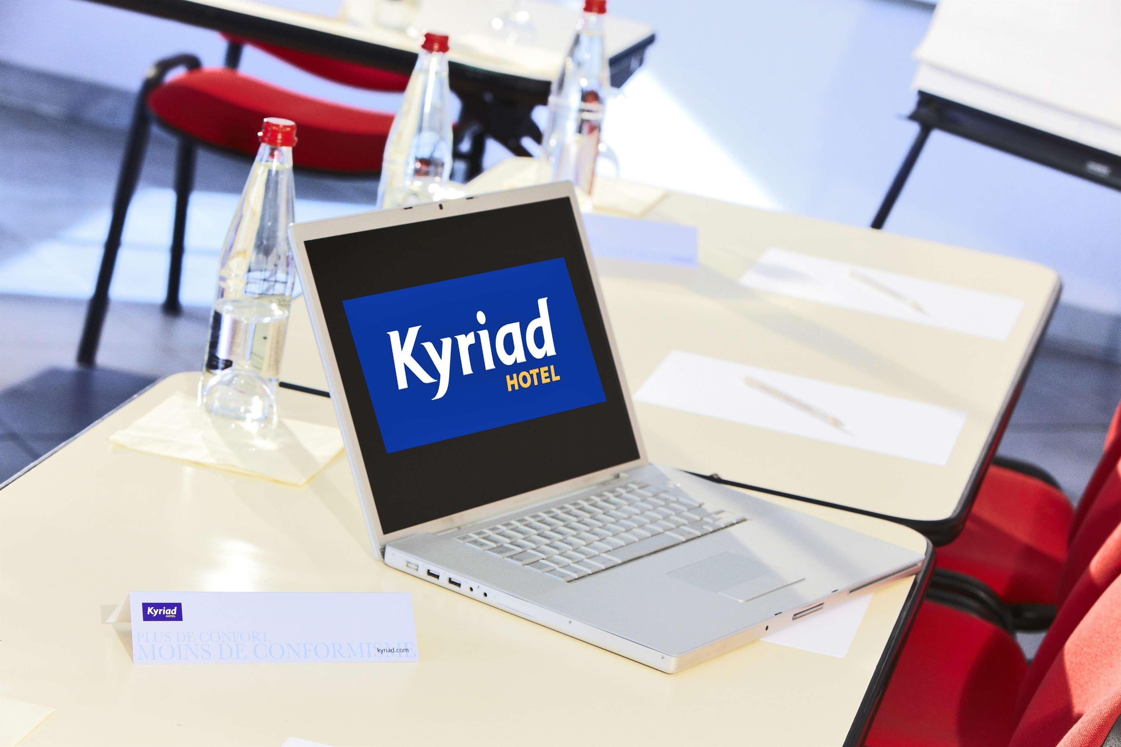 Kyriad Toulon Est Hyeres La Garde La Garde  Exterior foto